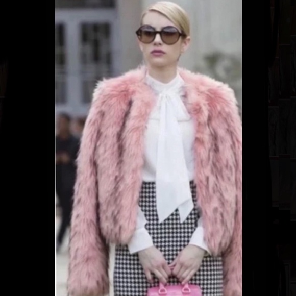 Beautiful Double Sided Faux Fur Coat🤩 - Picture 10 of 11